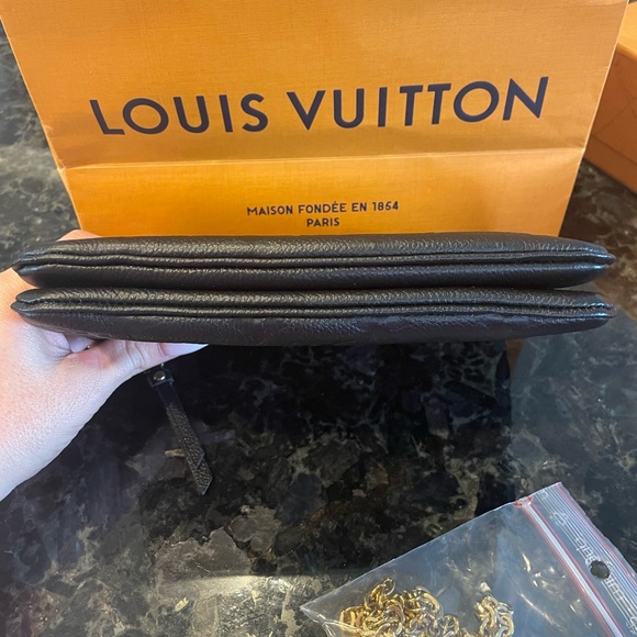 ‼️SOLD‼️Louis Vuitton Empreinte Double Zip Pochette - Picture 9 of 17
